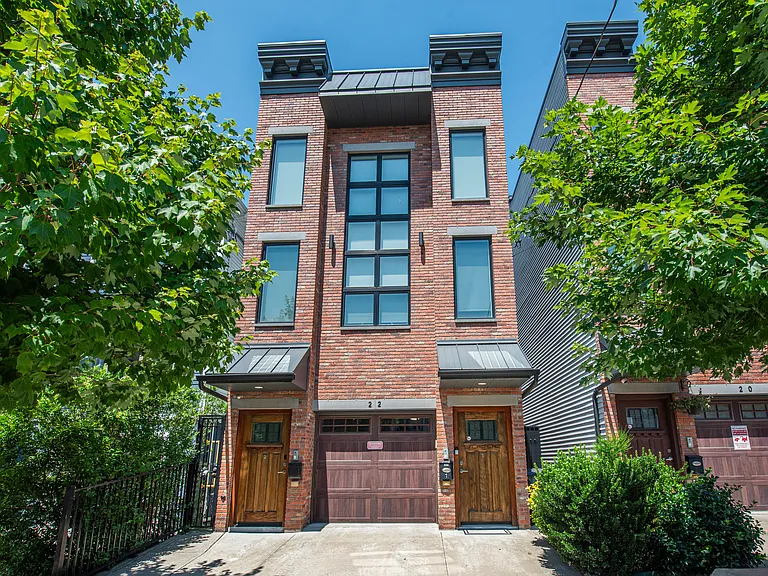 22 Thorne St #1 — Photo 25