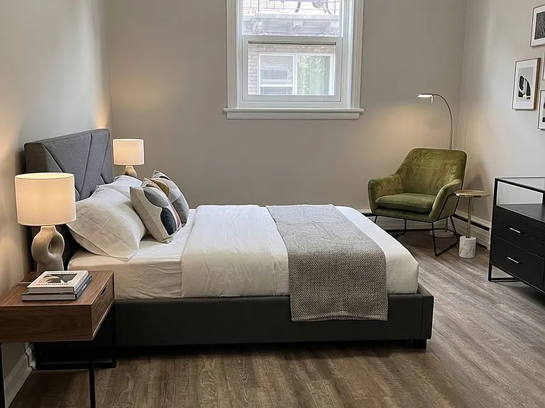 666 Fennell Ave E #4 — Photo 3