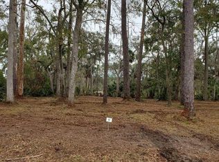 118 Point Ln, Saint Simons Island, GA 31522