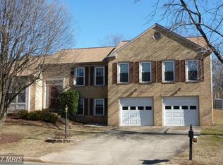 108 Country Rd, Sterling, VA 20165