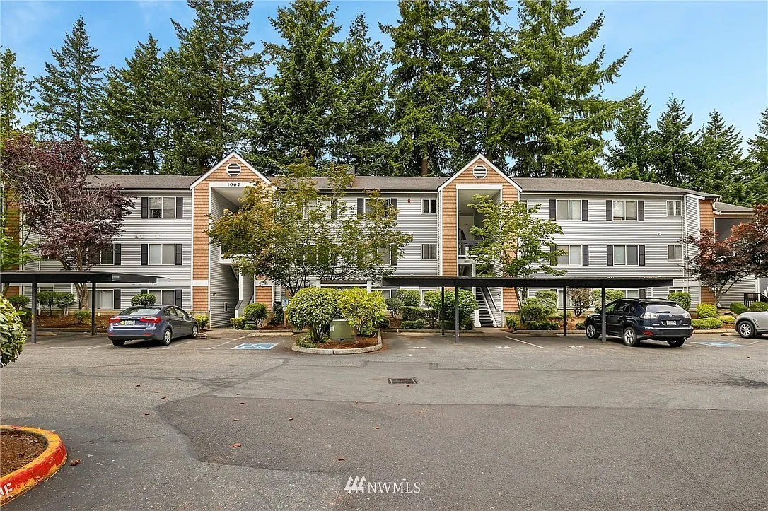 Building Photo - 1007 156th Ave NE #B215