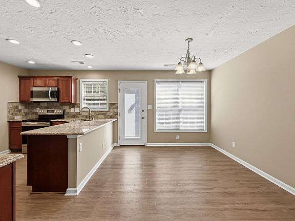 5th image of 2257 Prescott Ln