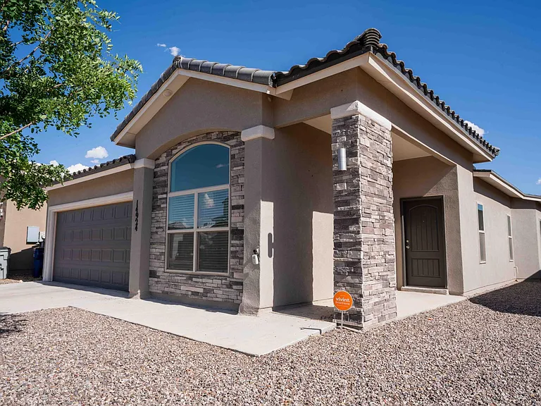 14924 Boer Trail Ave — Photo 2