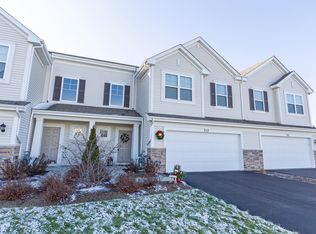 713 Anchorage Ct, Pingree Grove, IL 60140