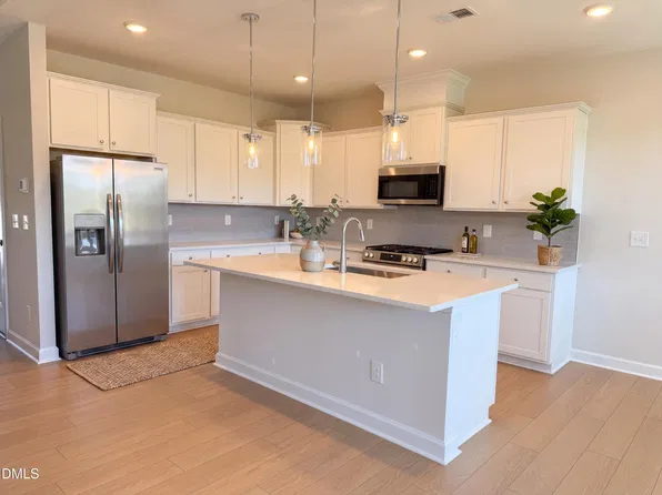 3833 Well Fleet Dr, Willow Spring, NC 27592