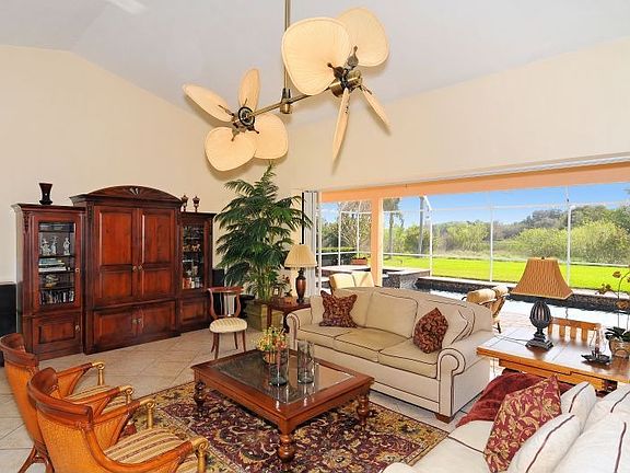 4th image of 7381 Serenoa Dr