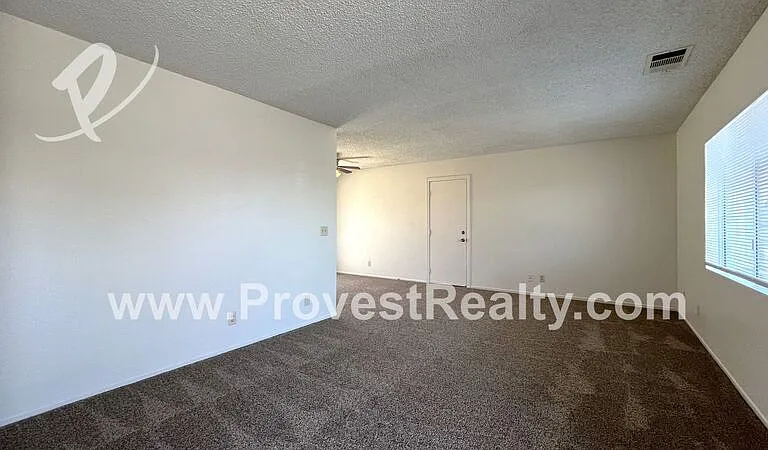 8914 I Ave #B1 — Photo 4