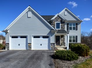7729 Manada Creek Dr, Harrisburg, PA 17112