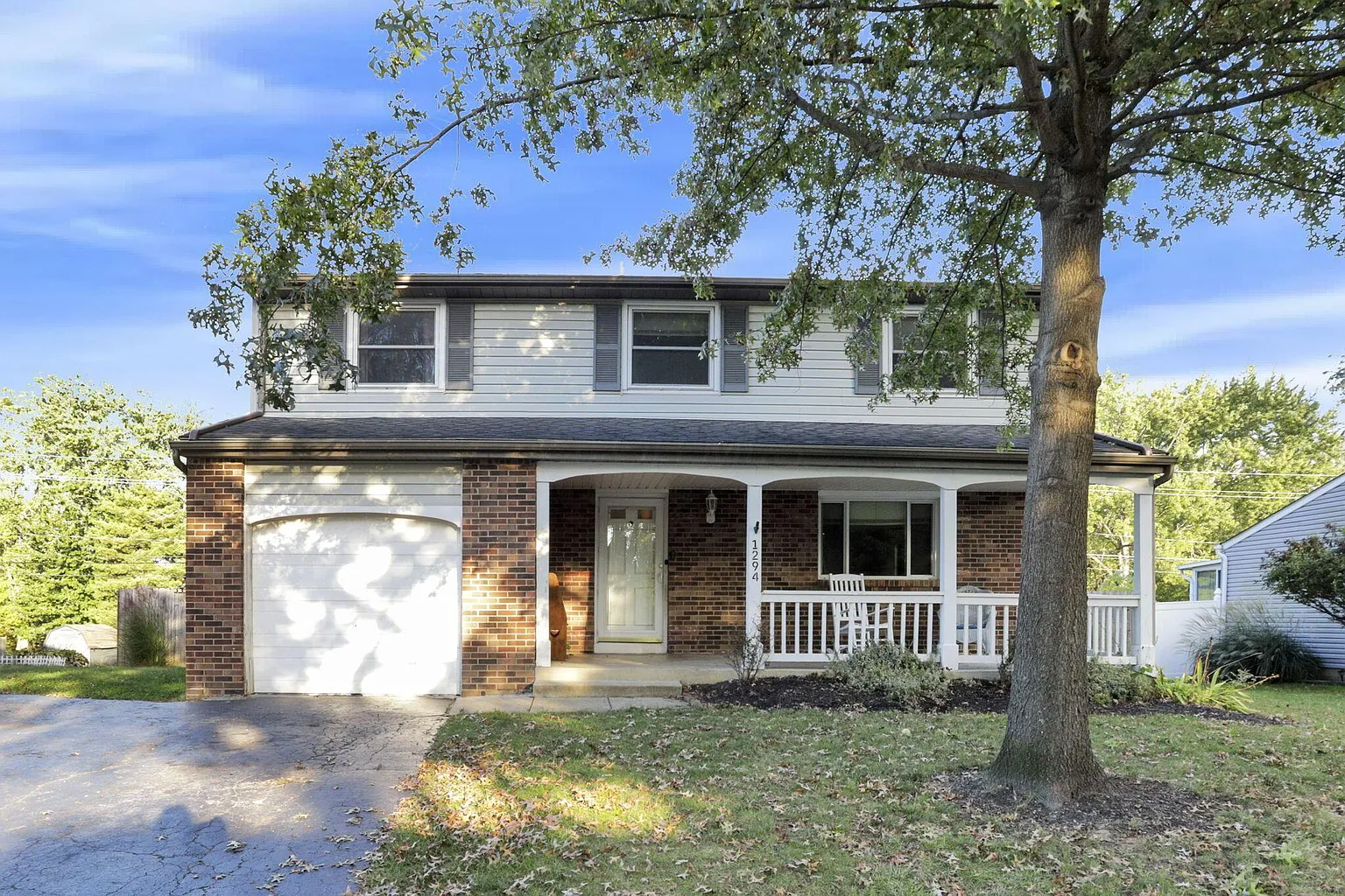 1294 Glenview St photo 1