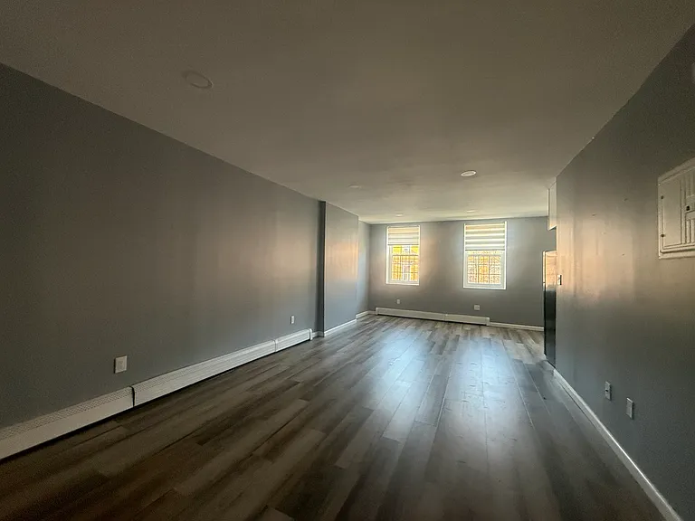 181 Hale Ave #2 — Photo 5