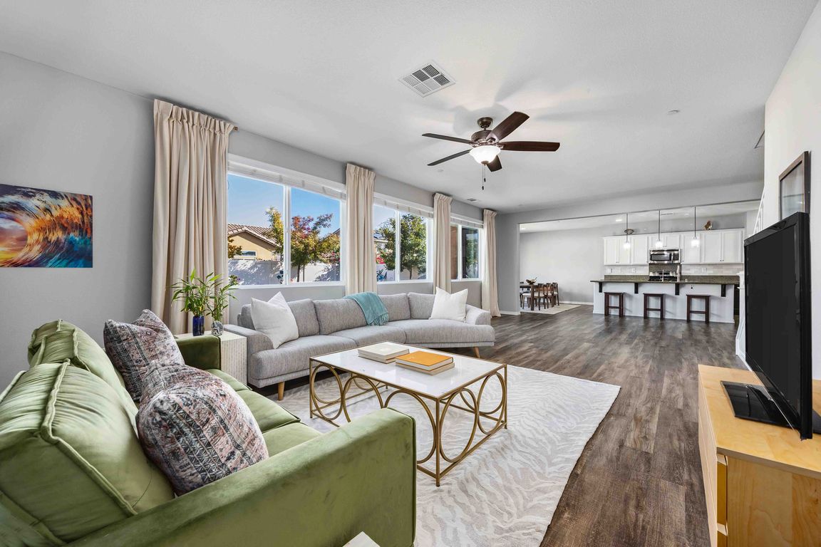 next background image