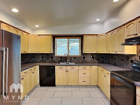 5th image of 7226 E Sabino Vista Dr