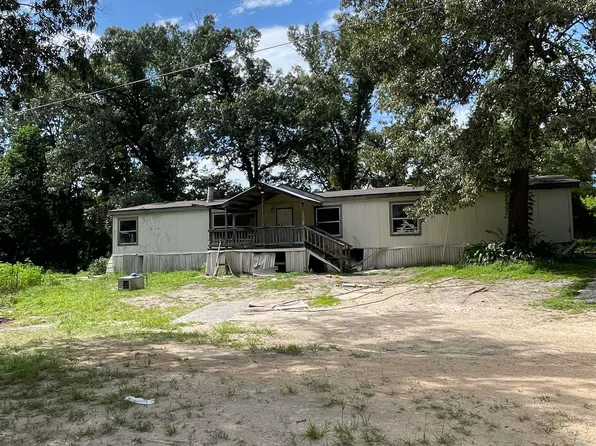 4829 Holiday Hills Rd, Tyler, TX 75708