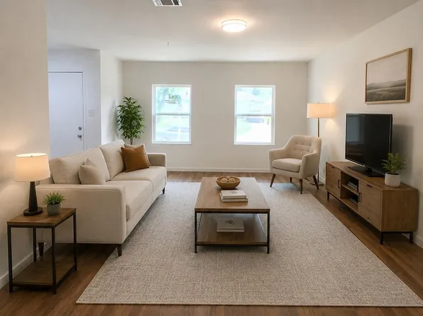 6011 Belmark St, Houston, TX 77033