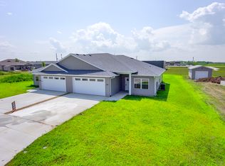 136-146 James St, Jesup, IA 50648