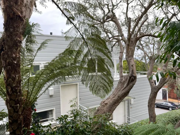 327 Lombard St, San Francisco, CA 94133