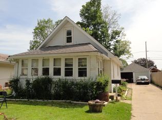 2033 Cleveland Ave, Racine, WI 53405