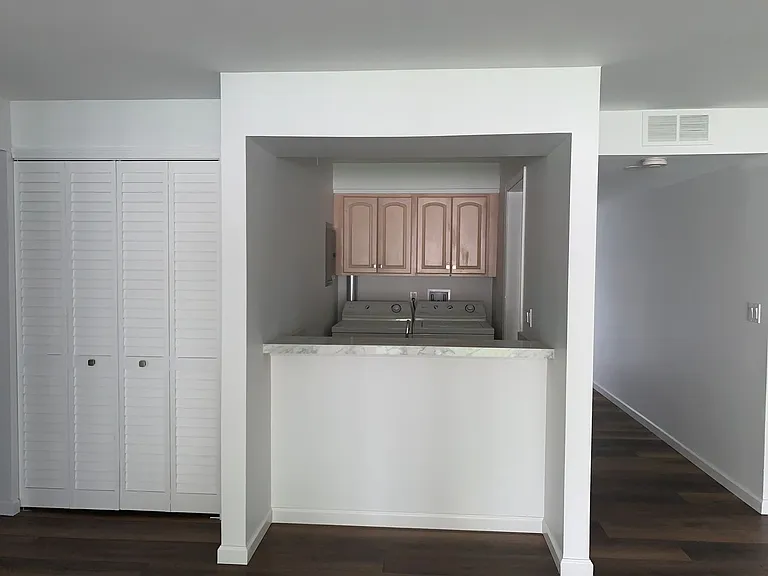 18233 University Park Dr — Photo 11