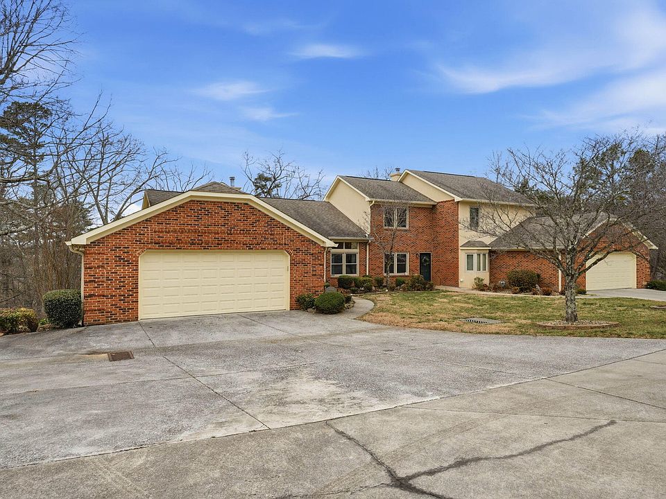 1st image of 2280 Cambridge Dr