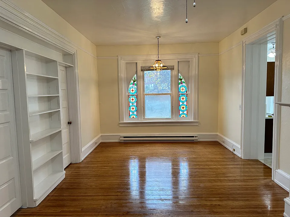139 Main St #1A