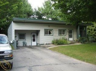 3450 Middle Rd, Highland, MI 48357