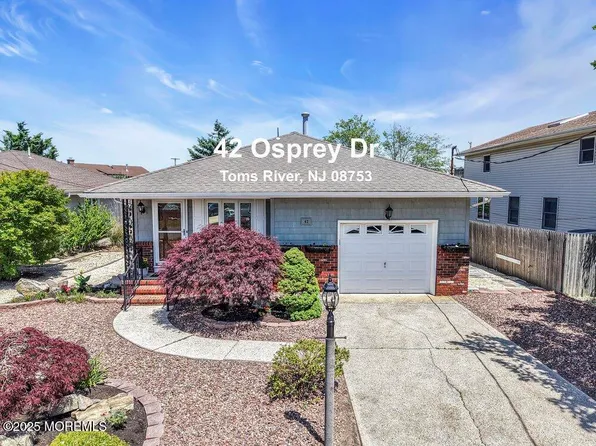 42 Osprey Drive, Toms River, NJ 08753