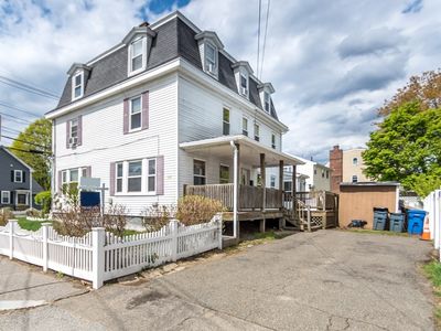 100 Willow St #2, Waltham, MA, 02453