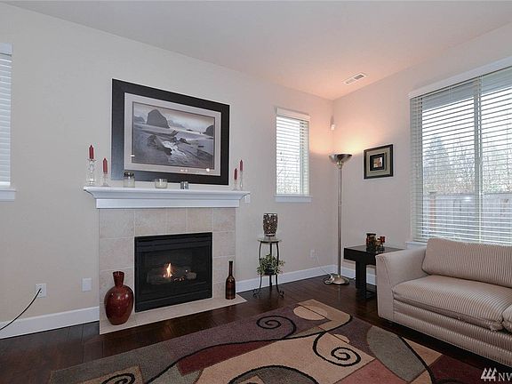 5th image of 9944 1st St NE