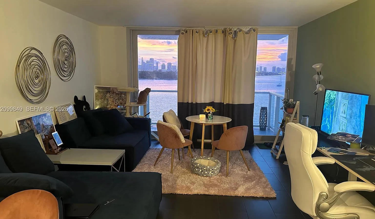 Mirador 1000 Condo — Photo 3