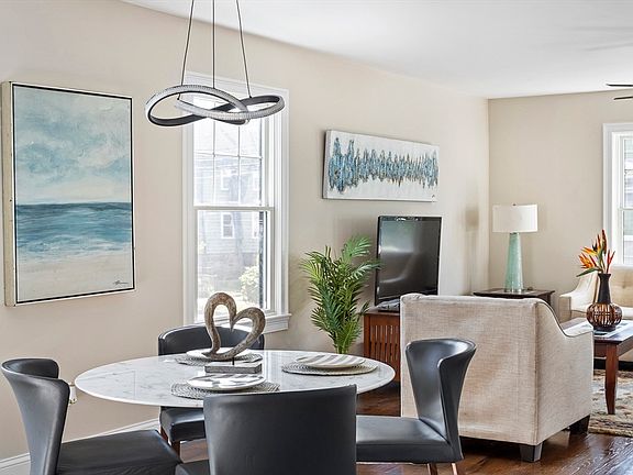 5th image of 172 Blue Hill Ave #2