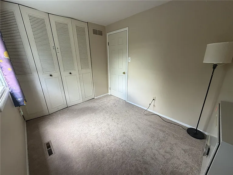 1376 Pheasant Cir — Photo 12