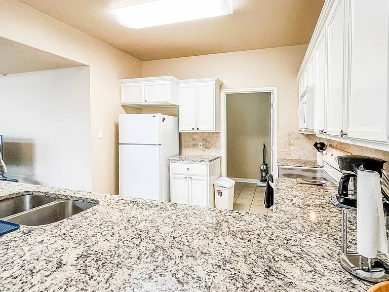 151 Chapel Hill Cir — Photo 17