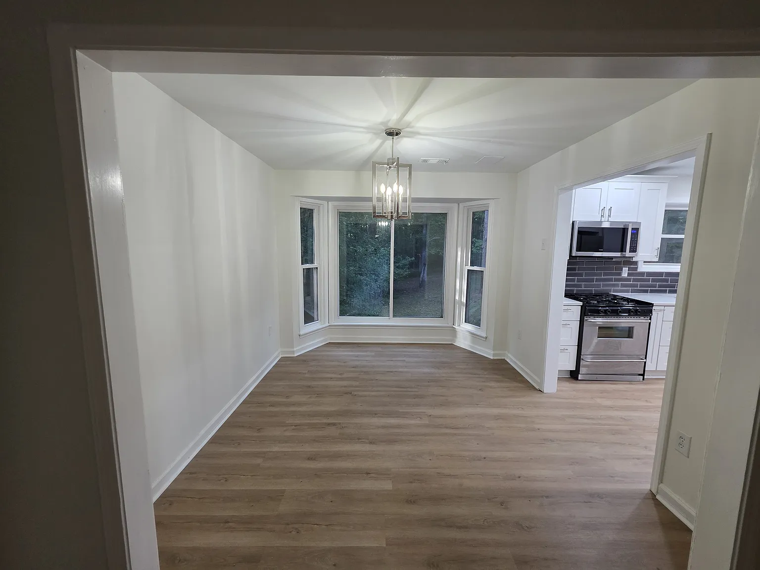 3 bed, 2.5 bath, 1638 sqft, $2,000 — Photo 4