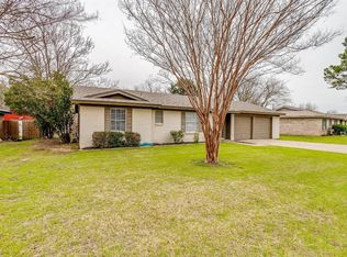 1000 Darnell Ave, Benbrook, TX 76126