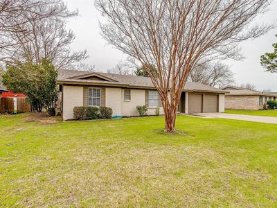 1000 Darnell Ave, Benbrook, TX, 76126