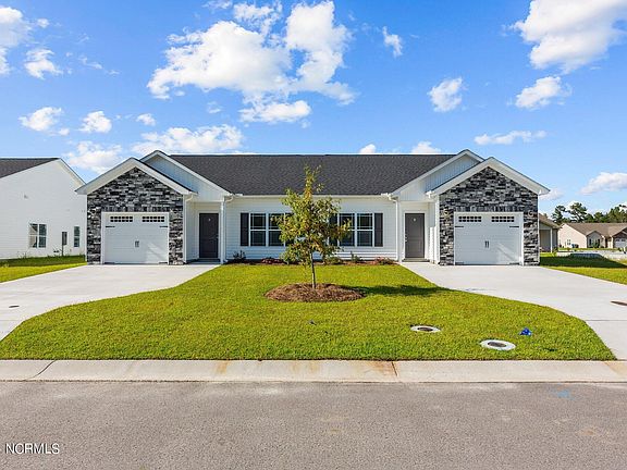 4th image of 4500 Laurel Ridge Drive #B