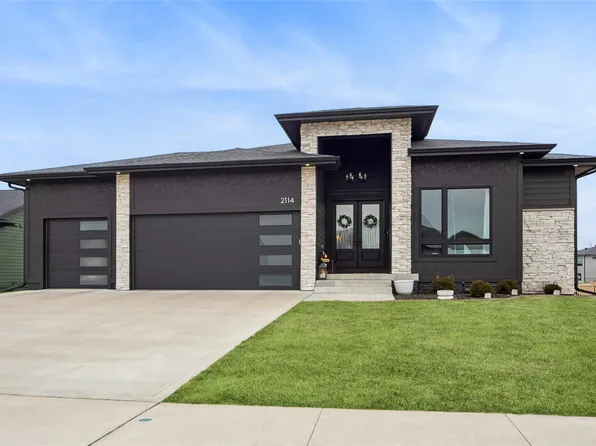 2114 Timberview Dr, Norwalk, IA 50211