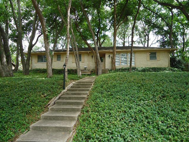 1st image of 3308 Greenbriar Ln