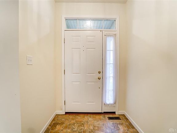 2nd image of 2595 Eagle View Dr