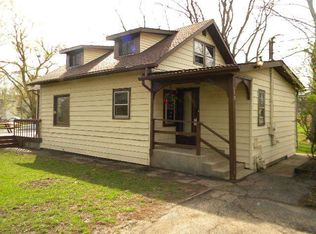 715 N Park Rd, Round Lake, IL 60073