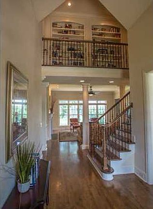 5th image of 524 Hill Pointe Ln