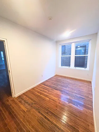 219 E Hanover St #102 Photo 1