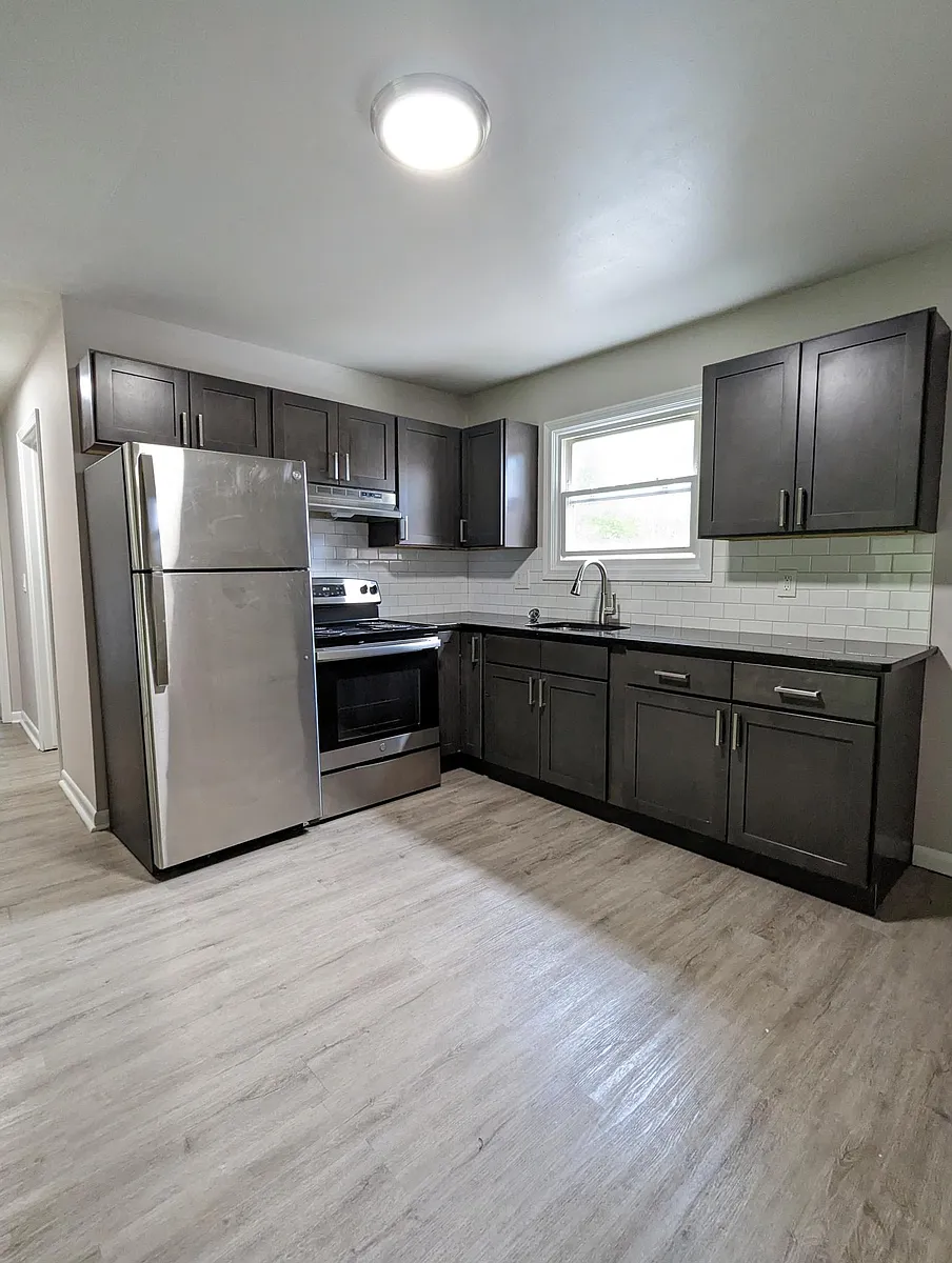 Building Photo - 156 Jersey St #3