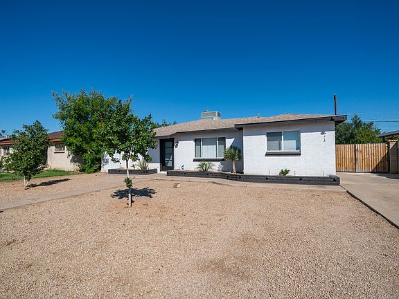 3rd image of 2726 W Ruth Ave