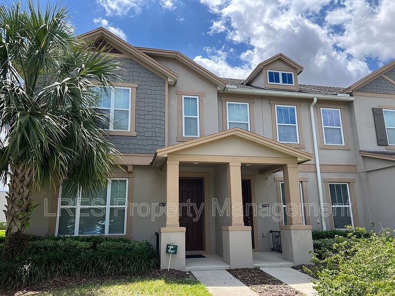 1st image of 15567 Honeybell Dr