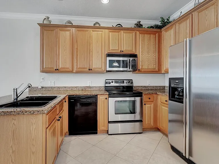 133 Harbors Way — Photo 3