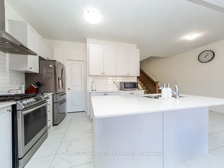 162 Ogston Cres — Photo 19
