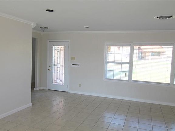 3rd image of 1824 Bayou Shore Dr