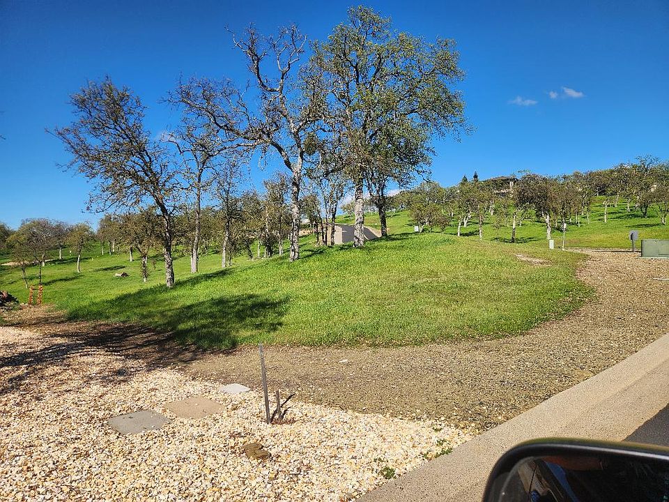 1st image of 2 Mosswood Ct