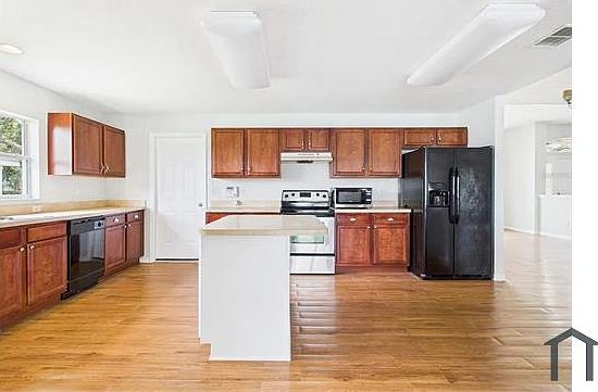5th image of 9875 SW 55th Ct